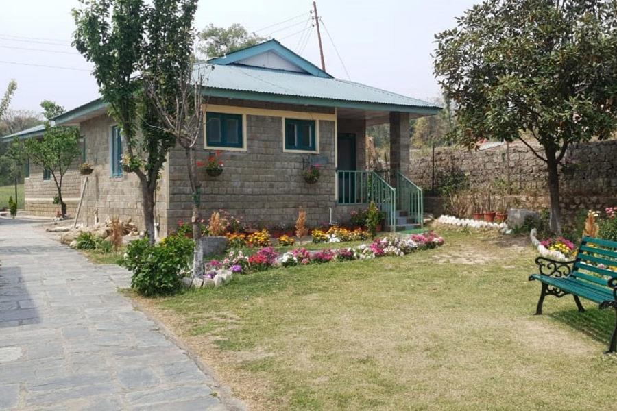Nagri Resort Pālampur Buitenkant foto